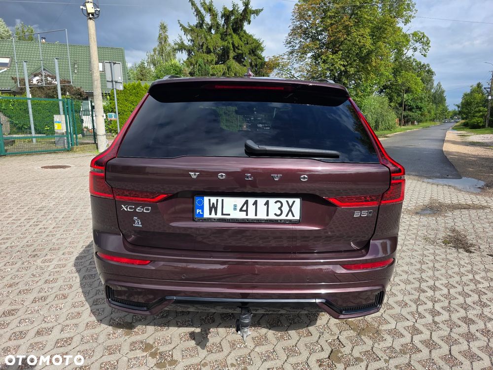 Volvo XC 60 B5 B AWD Plus Dark - 11