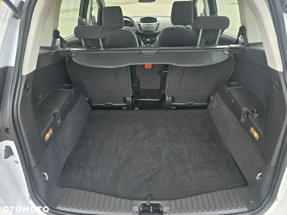 Ford Grand C-MAX - 17