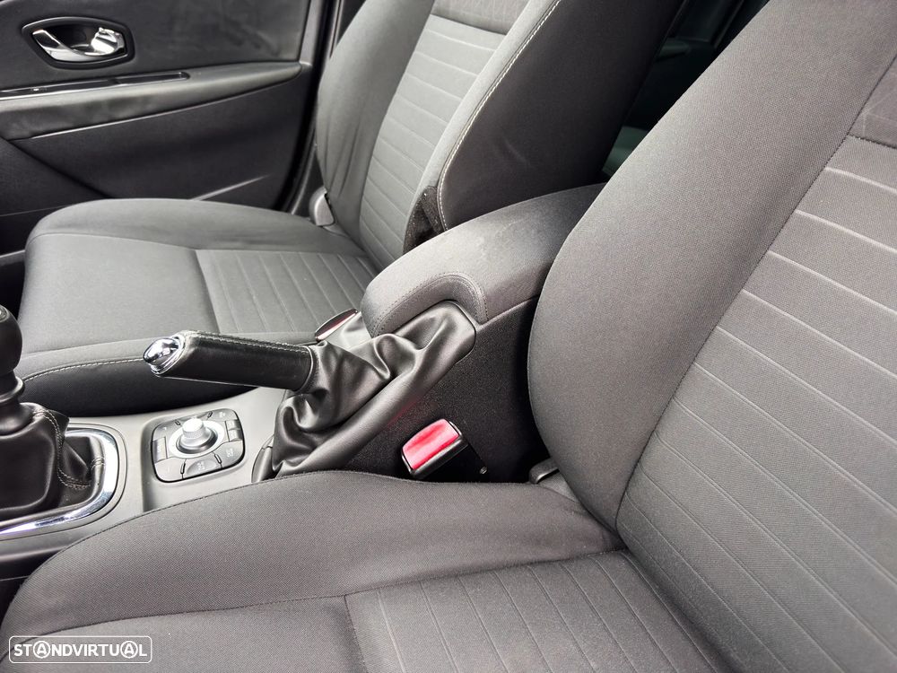 Renault Mégane Sport Tourer 1.5 dCi Limited - 22