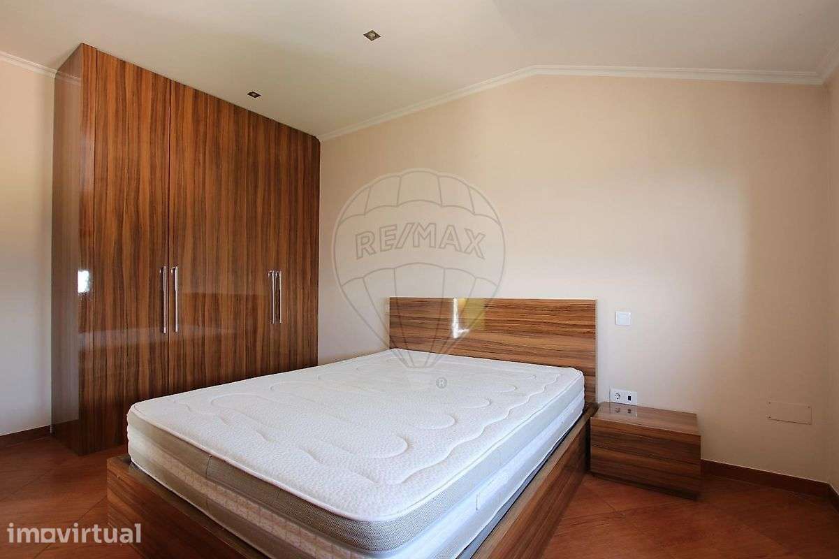 Moradia T5 para venda - Grande imagem: 5/16