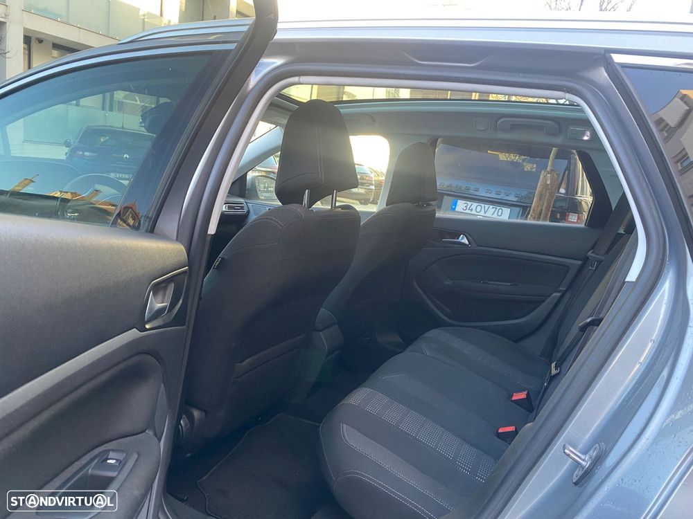 Peugeot 308 SW 1.6 e-HDi Allure - 27