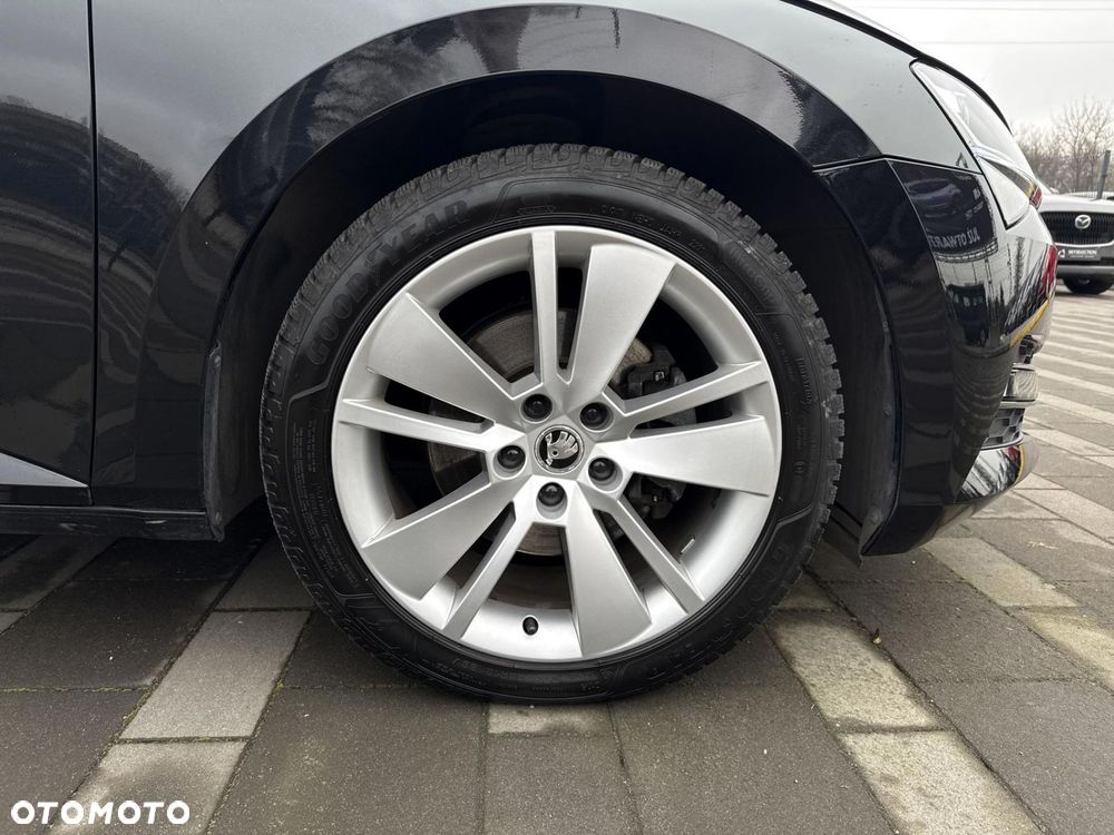 Skoda Superb 2.0 TSI Style DSG - 30