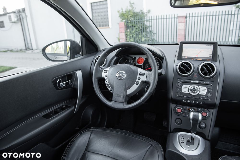 Nissan Qashqai - 25