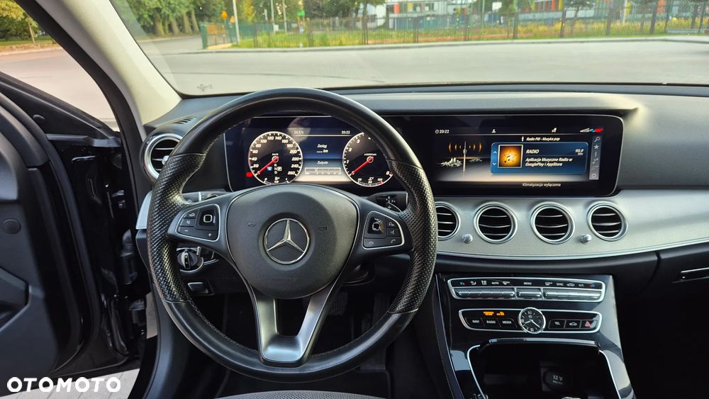 Mercedes-Benz Klasa E 200 9G-TRONIC - 15