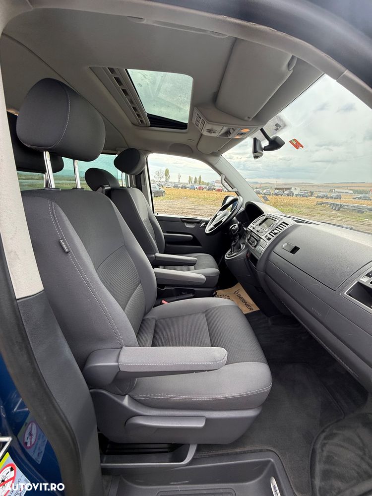 Volkswagen Multivan - 10
