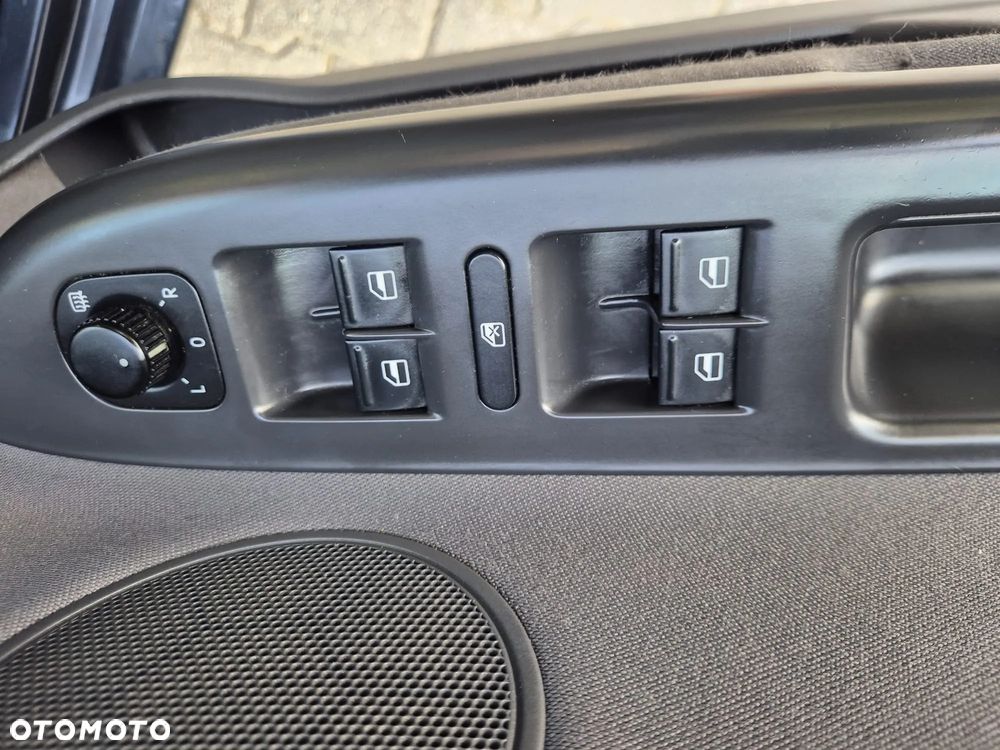 Volkswagen Golf Plus 1.6 United - 29