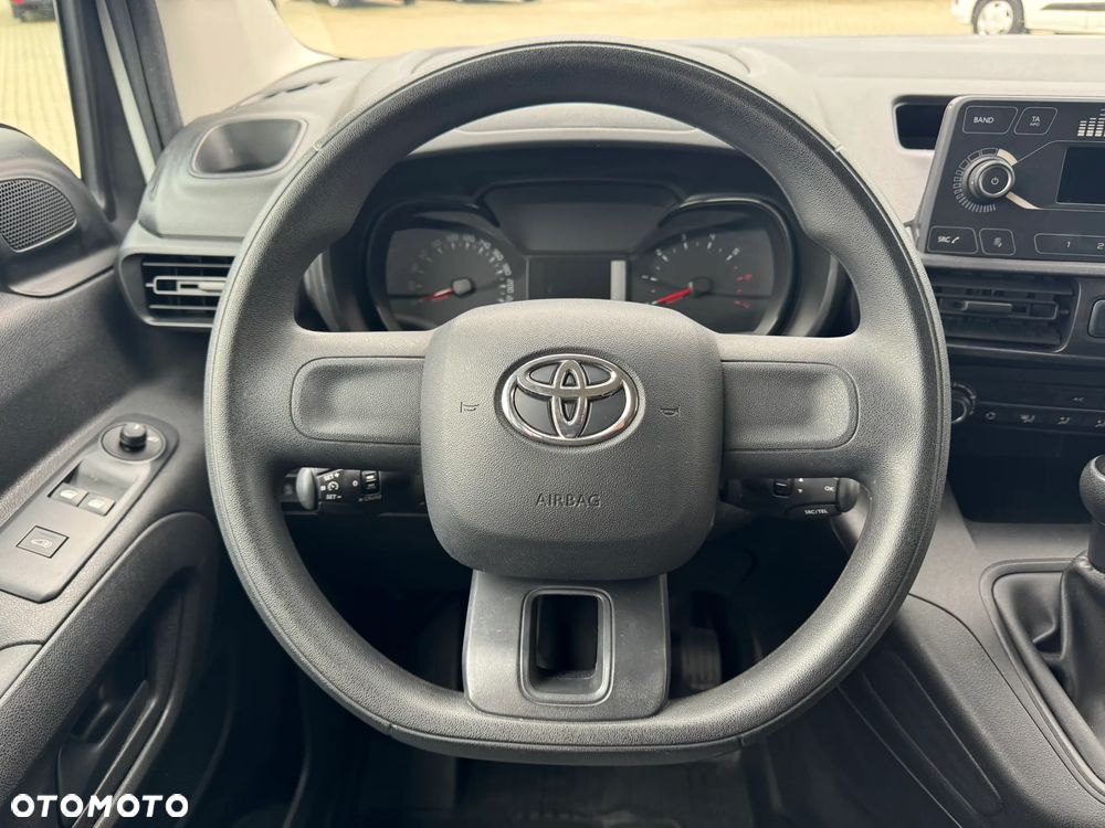 Toyota Proace City 1.5 D-4D Long 2,3t Active (bryg.) - 20
