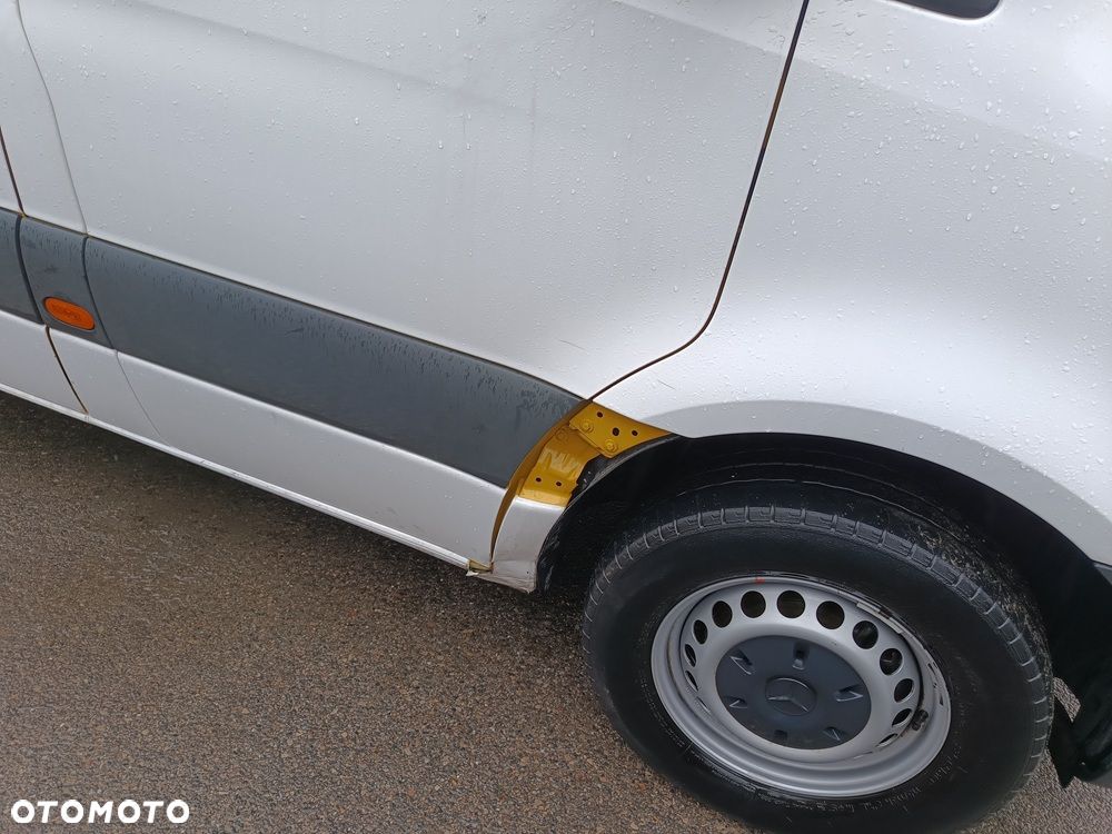 Mercedes-Benz Sprinter - 6