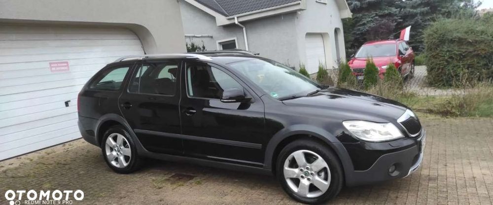 Skoda Octavia Combi 2.0 TDI DPF Scout 4x4 - 20