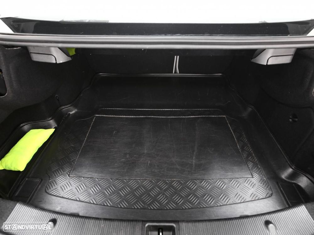 Mercedes-Benz E 250 CDI Coupe 7G-TRONIC - 12