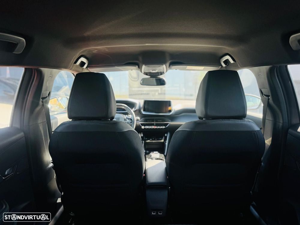 Peugeot 2008 1.2 PureTech Allure Pack EAT8 - 27