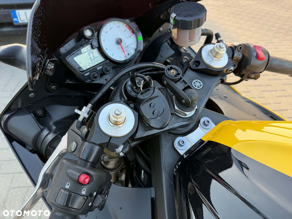 Yamaha R6 - 14