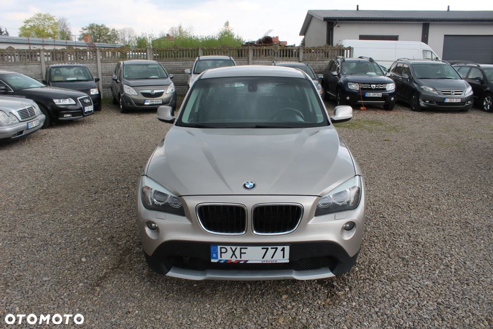 BMW X1 xDrive20d - 9