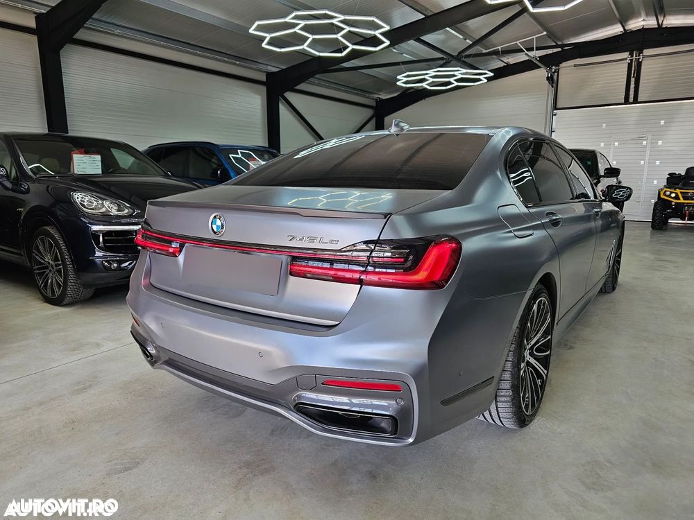 BMW Seria 7 745Le - 6