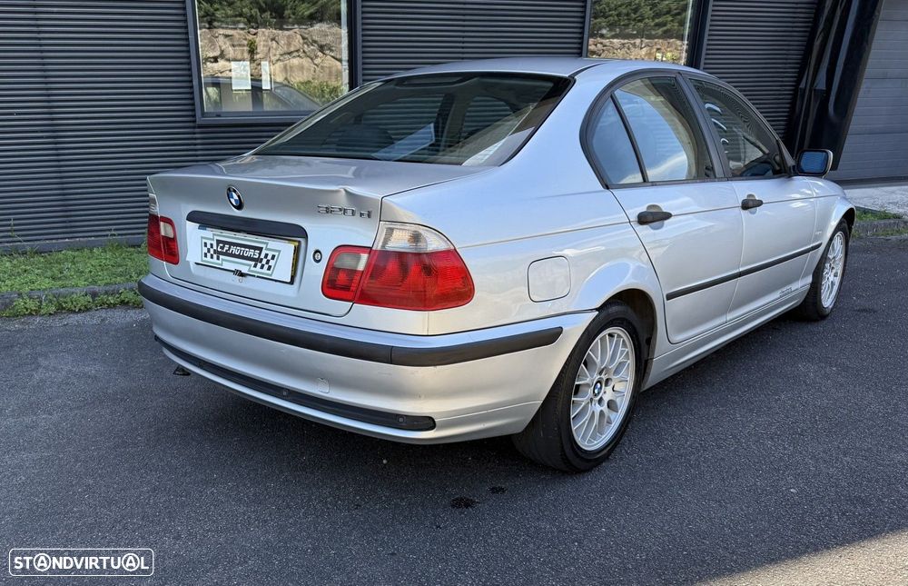 BMW 320 d - 13