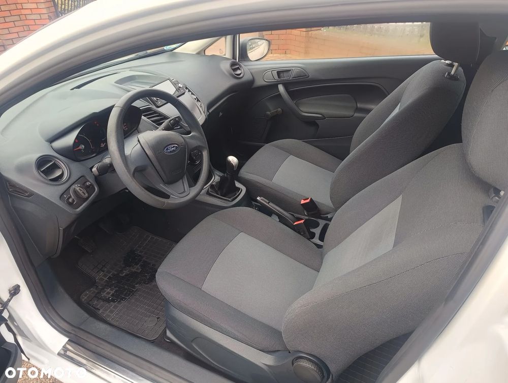 Ford Fiesta 1.25 Trend EU5 - 11