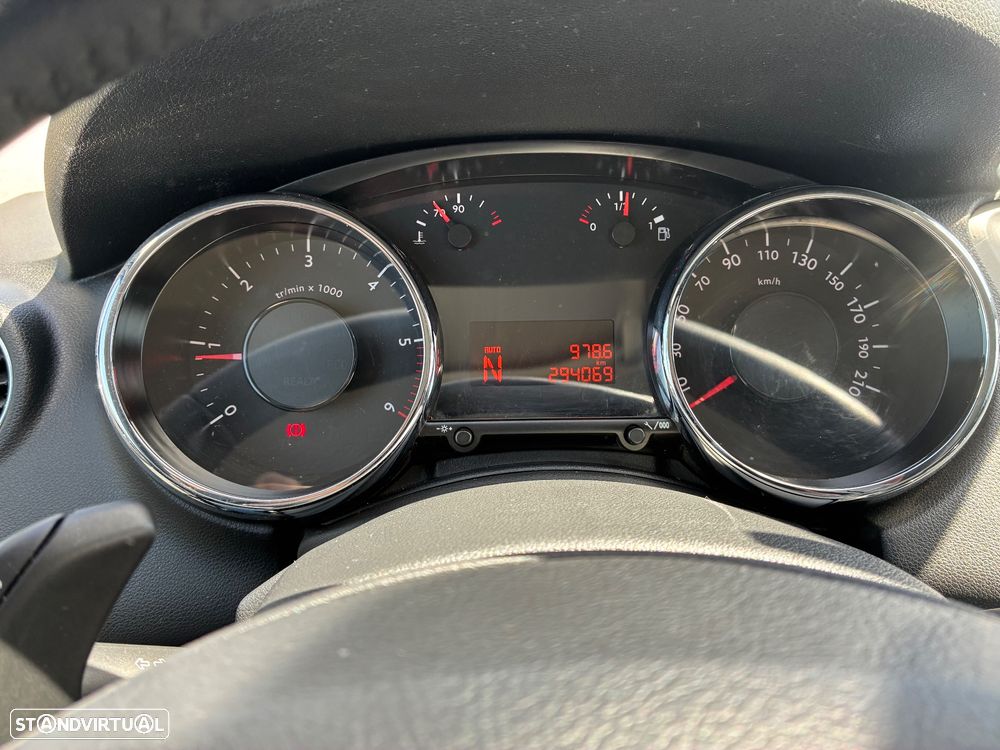 Peugeot 5008 1.6 E-HDi 7L Active 2-Tronic - 16