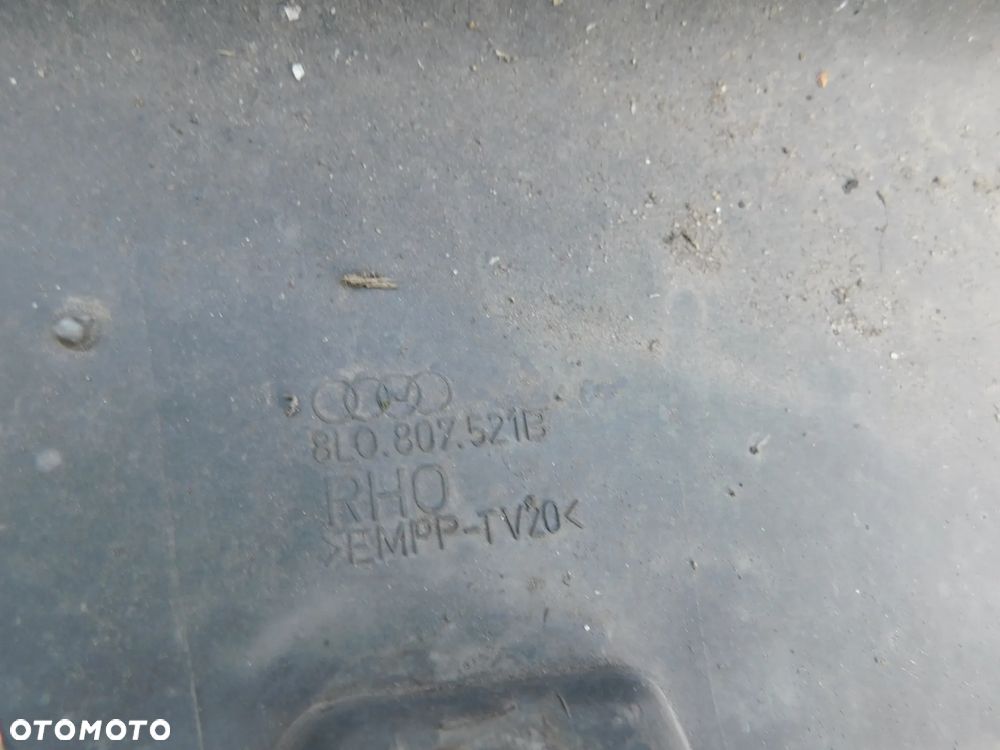 dokładka listwa zderzaka tylnego AUDI A3 8L 96-00 - 7