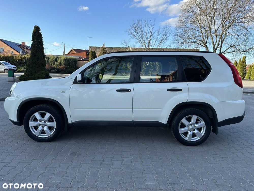Nissan X-Trail - 2