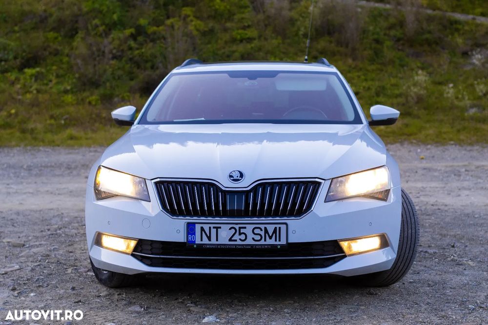 Skoda Superb Combi 2.0 TDI Active - 1