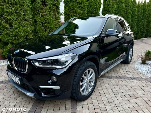 BMW X1 sDrive18d Sport Line - 1
