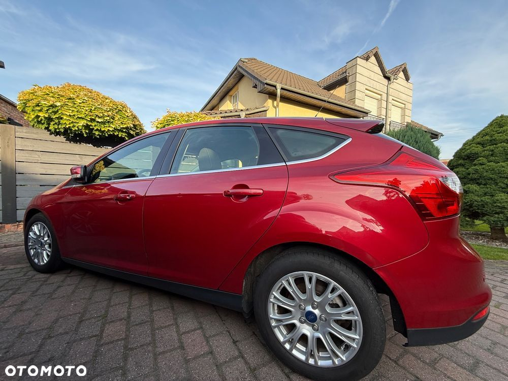 Ford Focus 1.6 TDCi DPF Titanium - 4