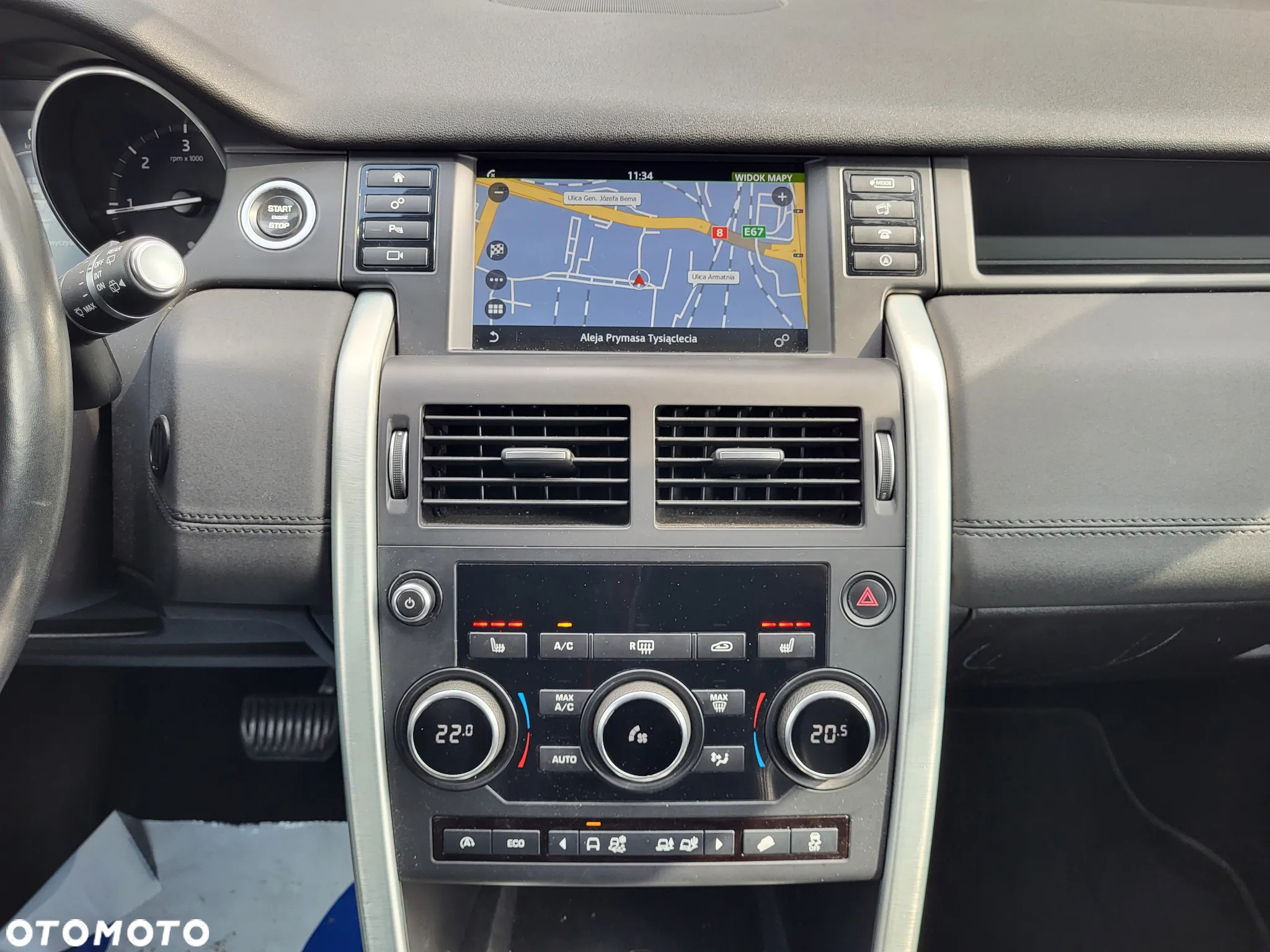 Land Rover Discovery Sport 2.0 TD4 HSE - 11