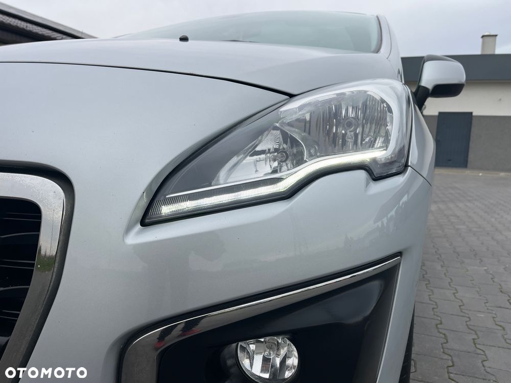 Peugeot 3008 2.0 HDi Active - 9