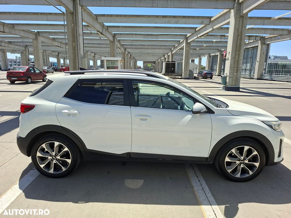 Kia Stonic 1.6 DSL HP Urban - 4