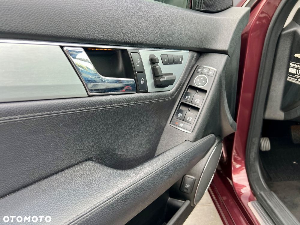 Mercedes-Benz Klasa C - 18