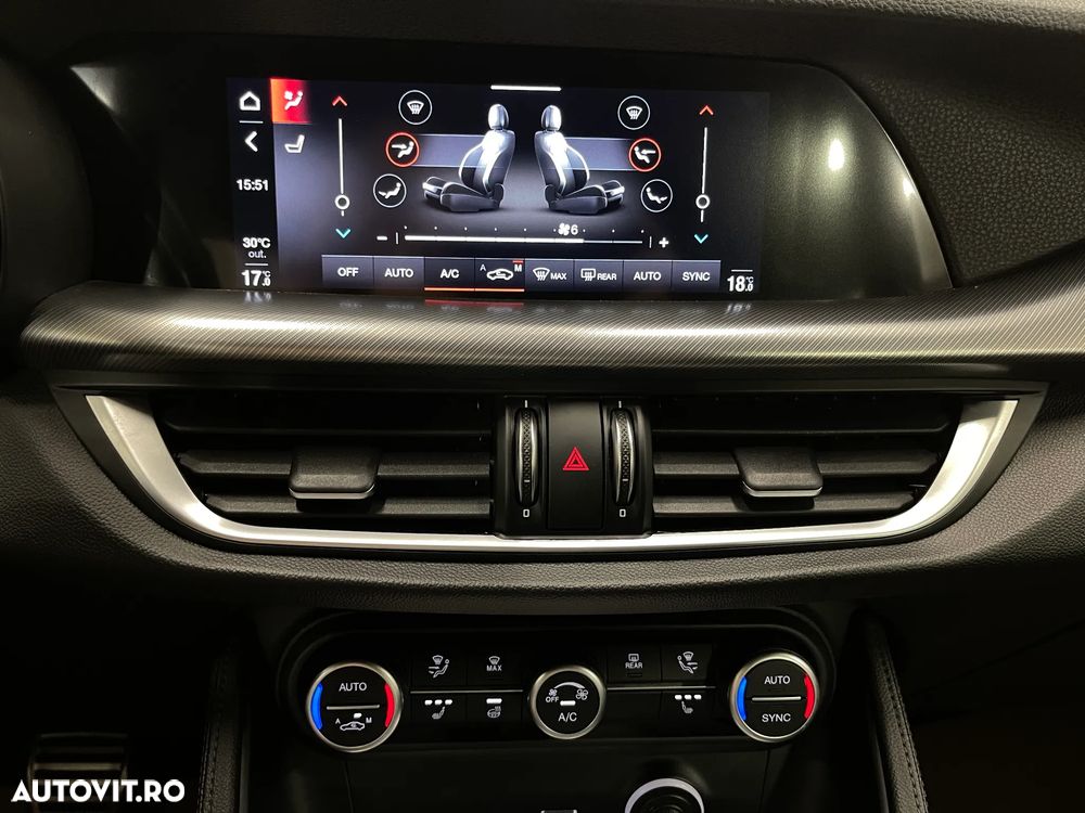 Alfa Romeo Stelvio 2.0 Turbo AWD AT8 Veloce - 23