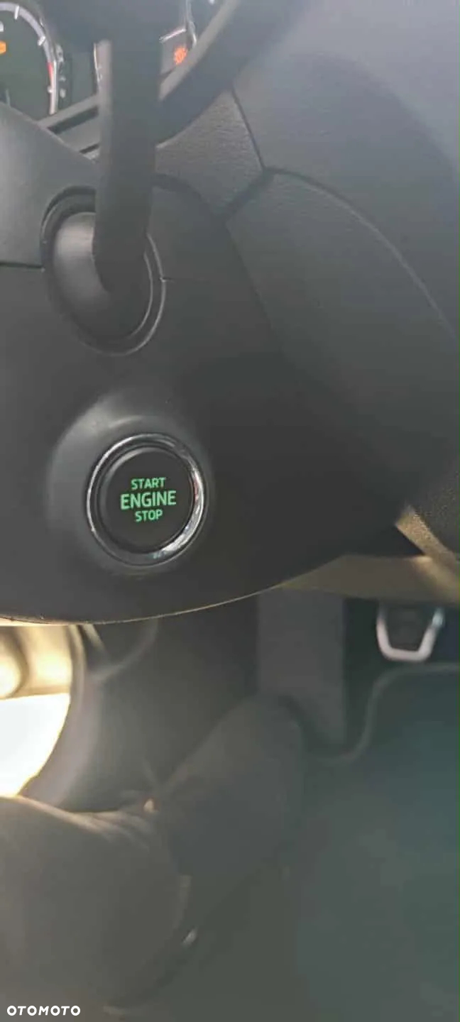 Skoda Octavia Combi 2.0 TSI (Green tec) RS - 16