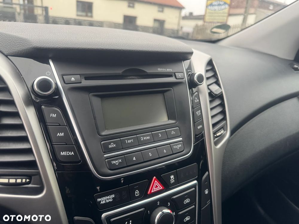 Hyundai i30 1.4 Trend - 22