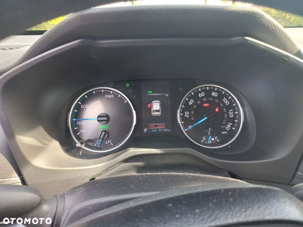 Toyota RAV4 - 11