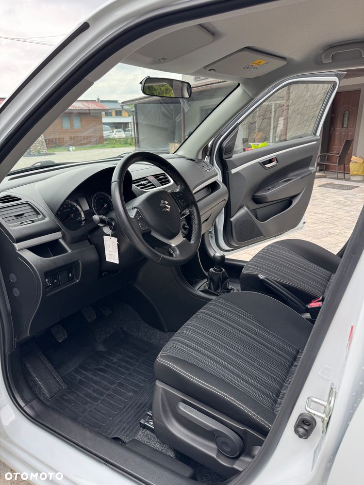 Suzuki Swift 1.2 Premium - 8