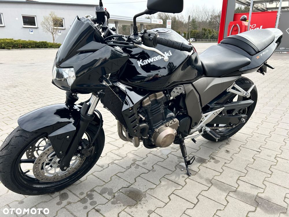 Kawasaki Z - 12