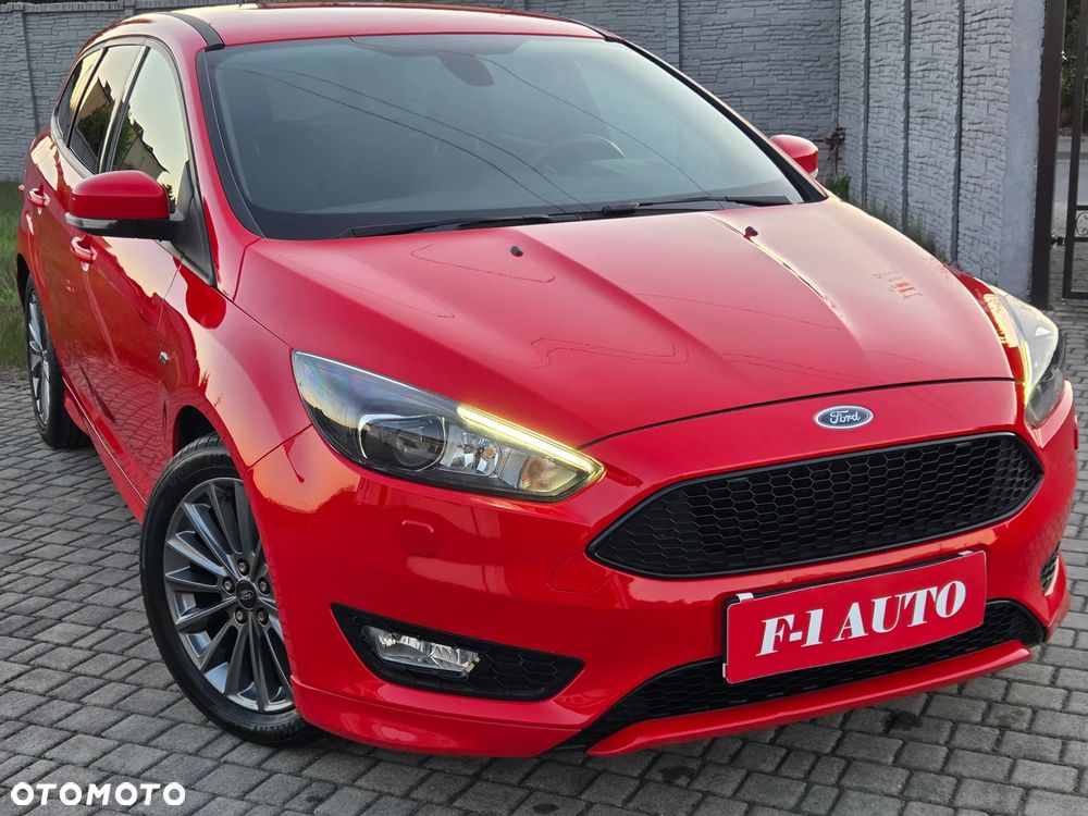 Ford Focus 1.0 EcoBoost Start-Stopp-System ST-LINE DESIGN - 11