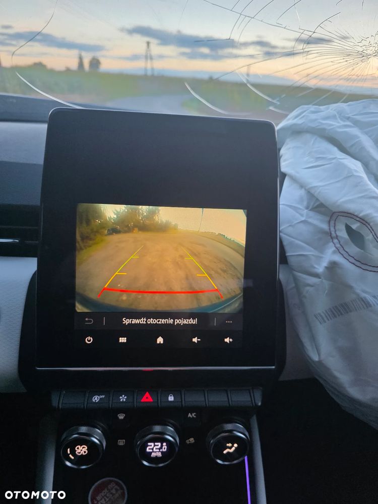 Renault Clio - 11
