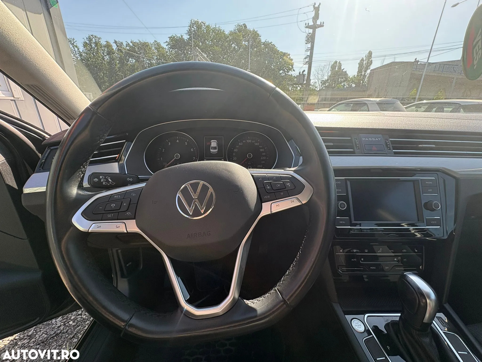 Volkswagen Passat - 9