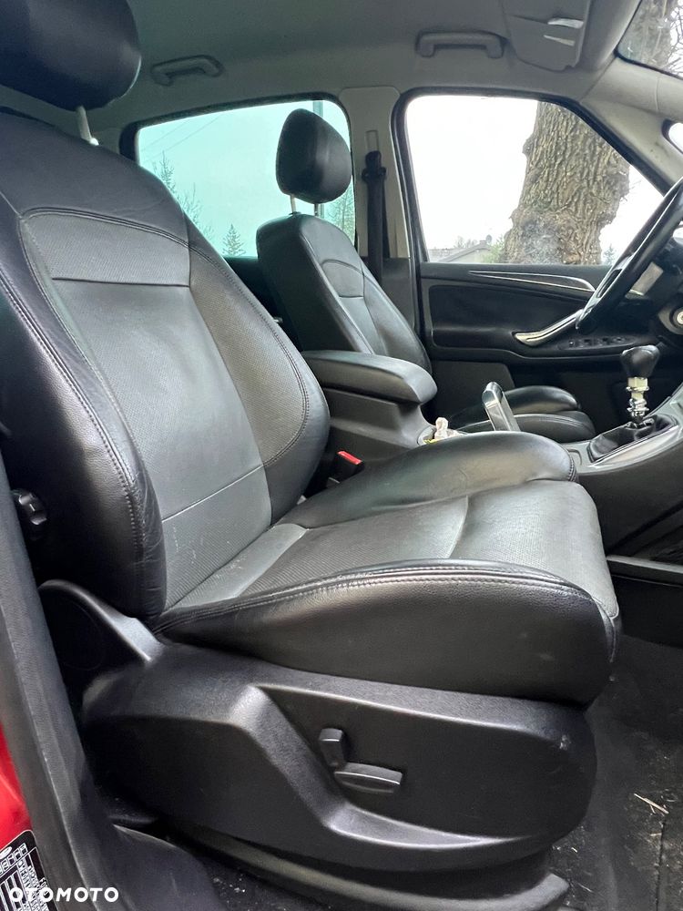 Ford S-Max 2.0 TDCi DPF Titanium - 4