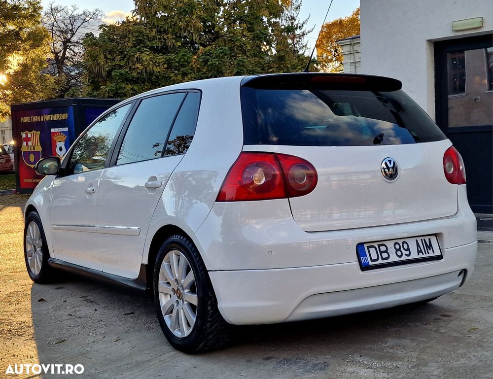 Volkswagen Golf 1.9 TDI DSG GT Sport - 5