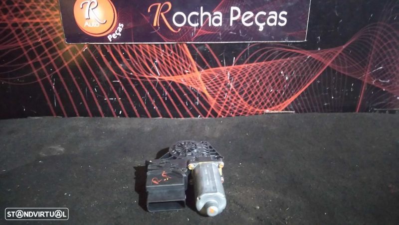 Motor Do Elevador Porta T.D Volkswagen Passat Variant (3B5) - 1