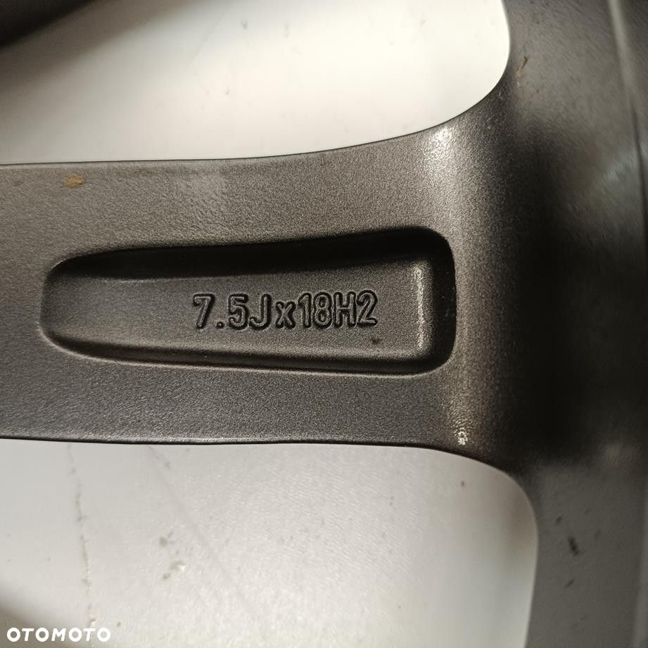 Alufelga 5x114,3 18 Maserati Ghibli 670011872 (F8450) - 6