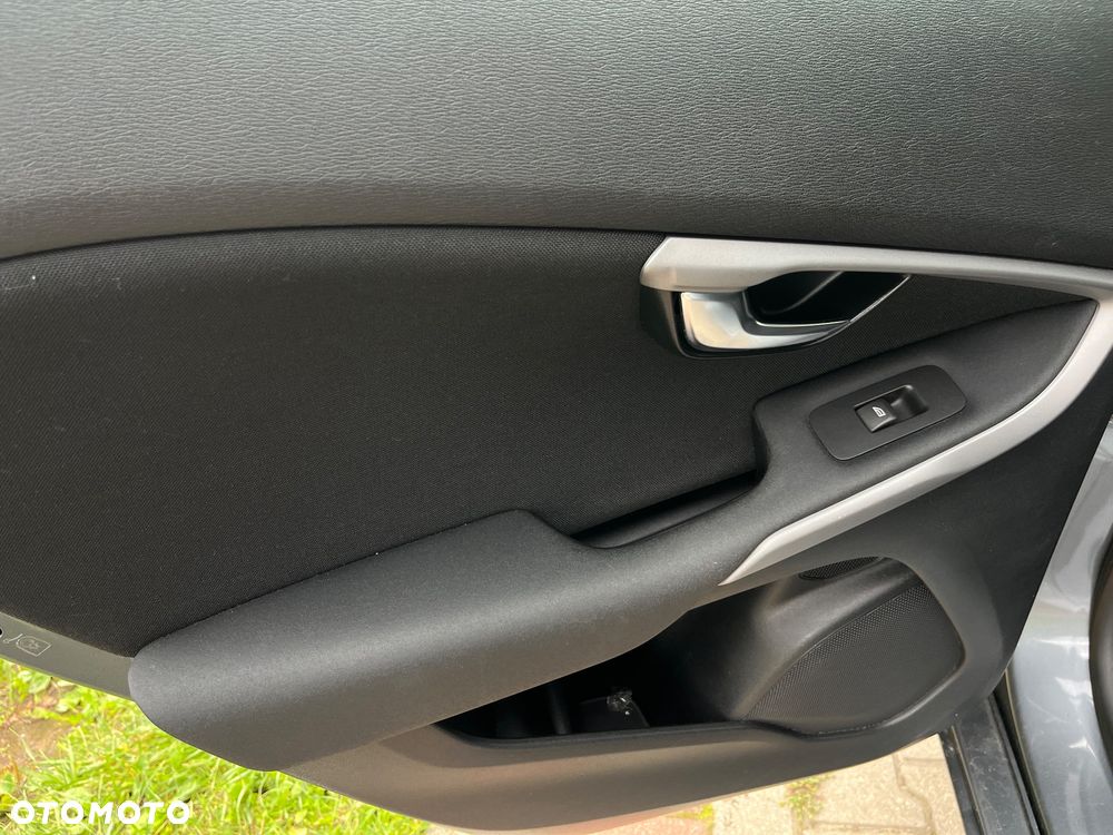 Volvo V40 - 26