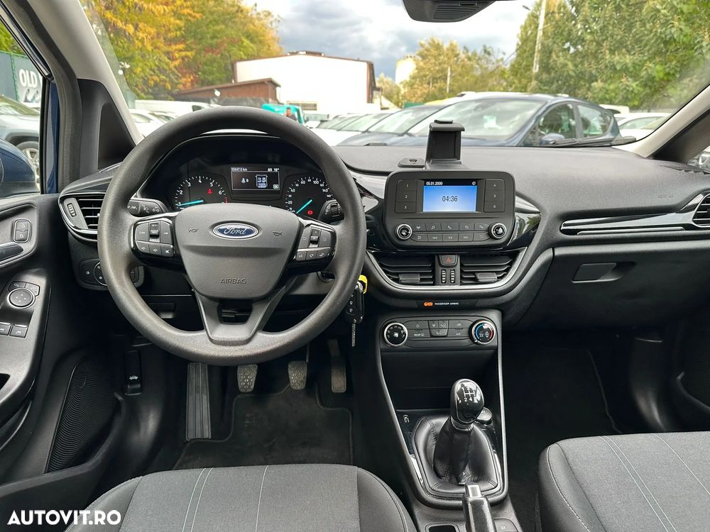 Ford Fiesta 1.1 Trend - 21