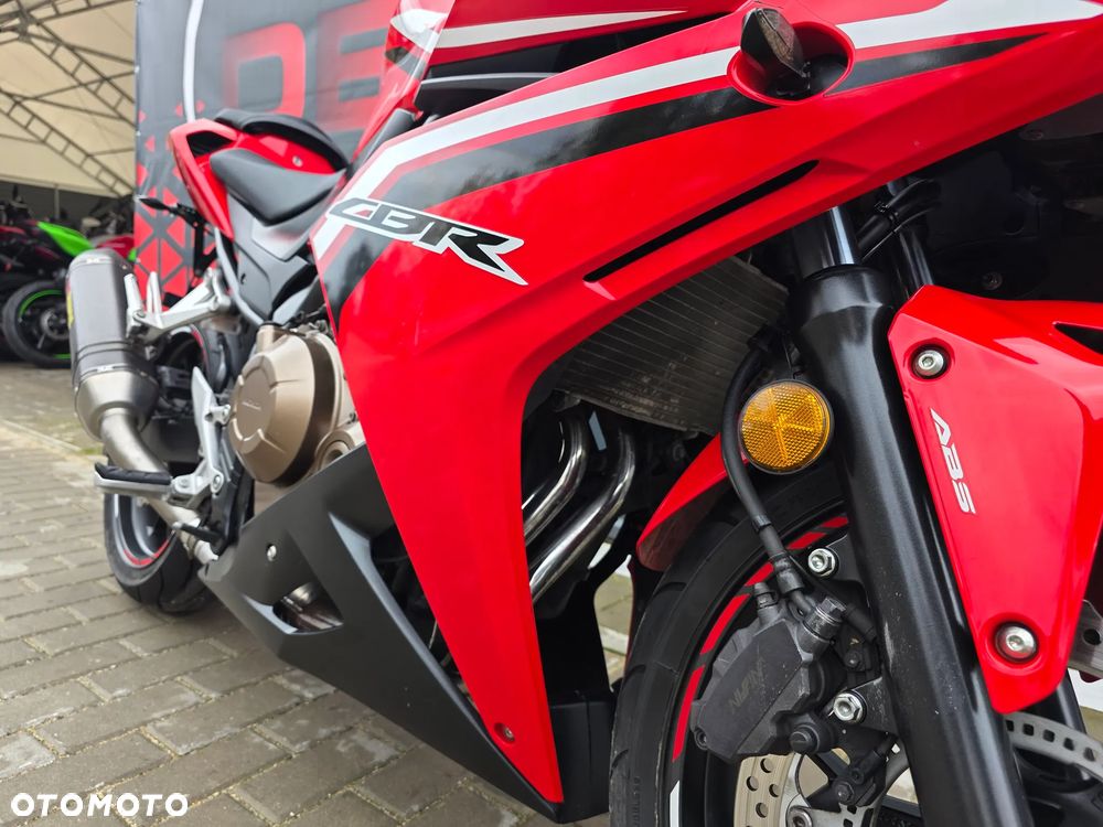 Honda CBR - 28