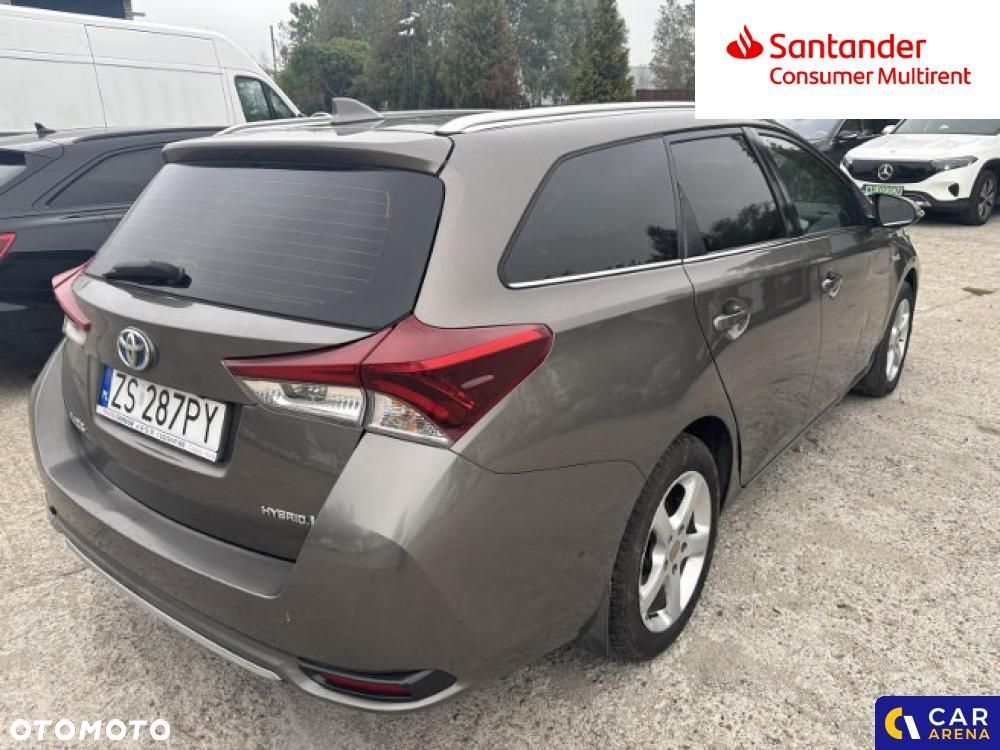 Toyota Auris - 4