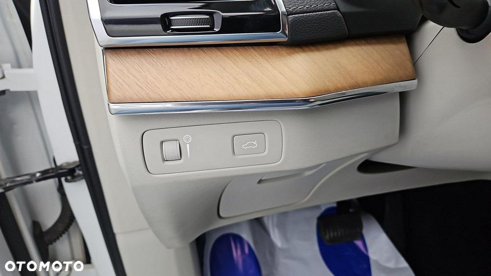 Volvo XC 90 - 17