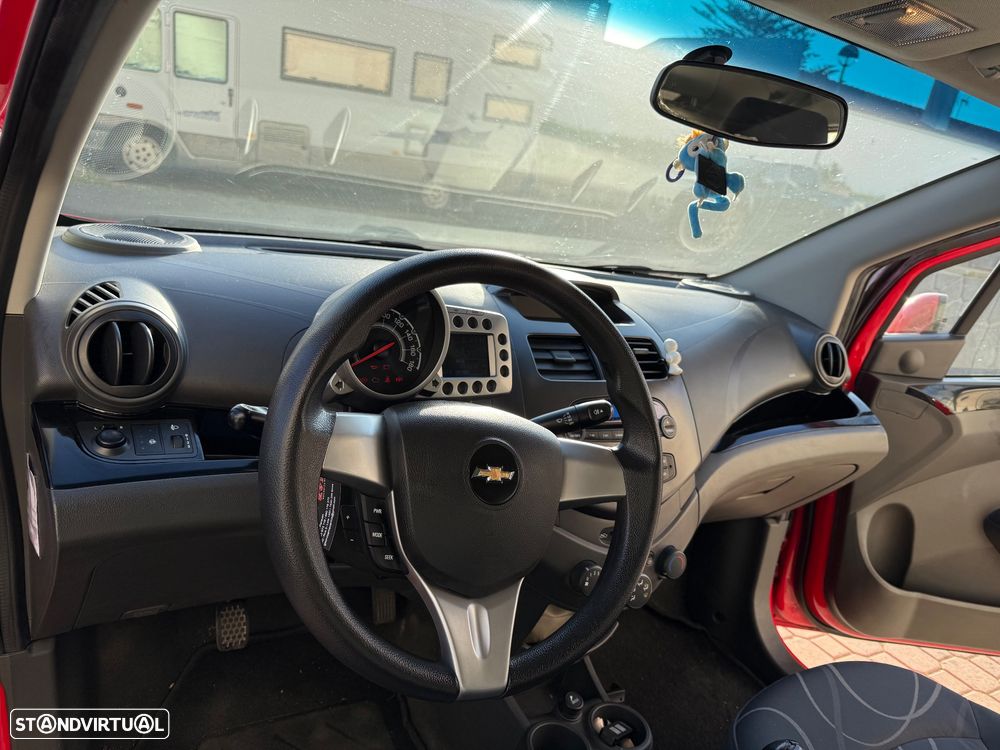 Chevrolet Spark 1.0 LS Bi-Fuel - 11