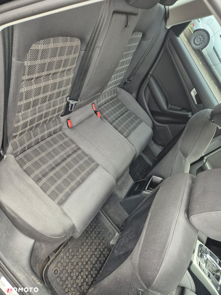 Audi A4 Avant 2.0 TDI DPF multitronic S line Sportpaket - 29